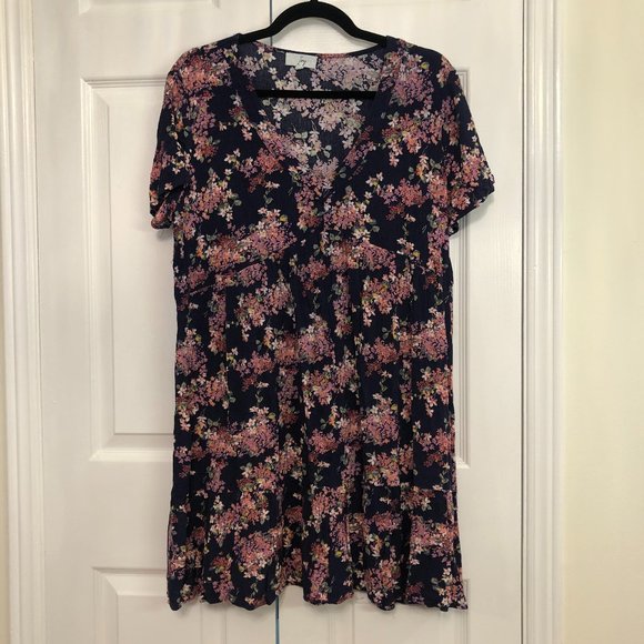 Ivy Floral Summer Dress Size Large - Picture 1 of 3